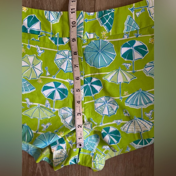 LILLY PULITZER Green Beach Umbrella Shorts EUC - Picture 6 of 7